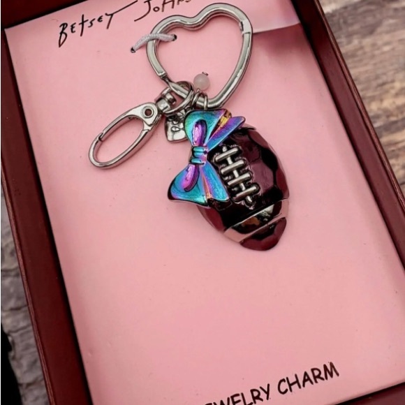 Betsey Johnson Jewelry Charm - Picture 7 of 7